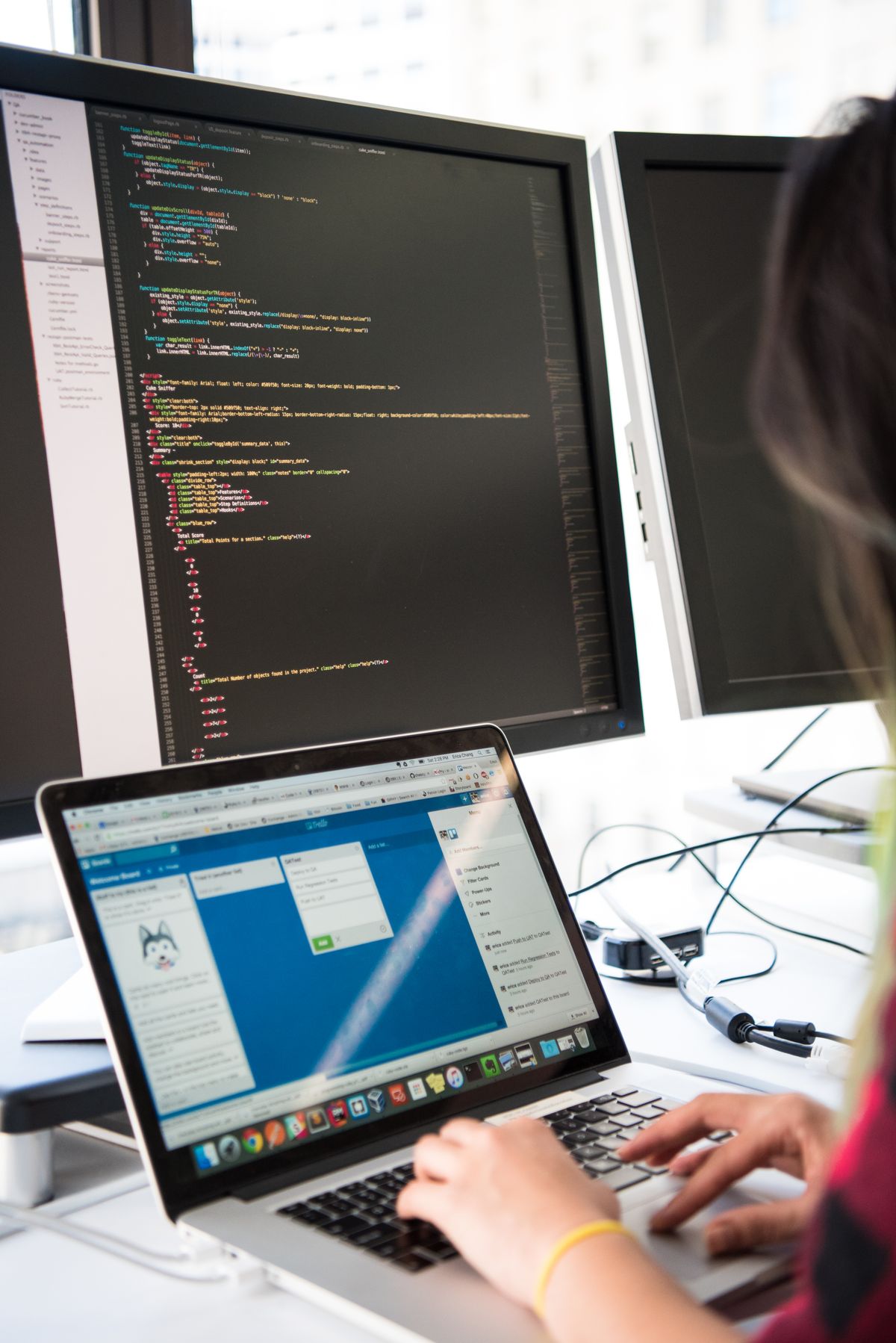 Data work across multiple screens